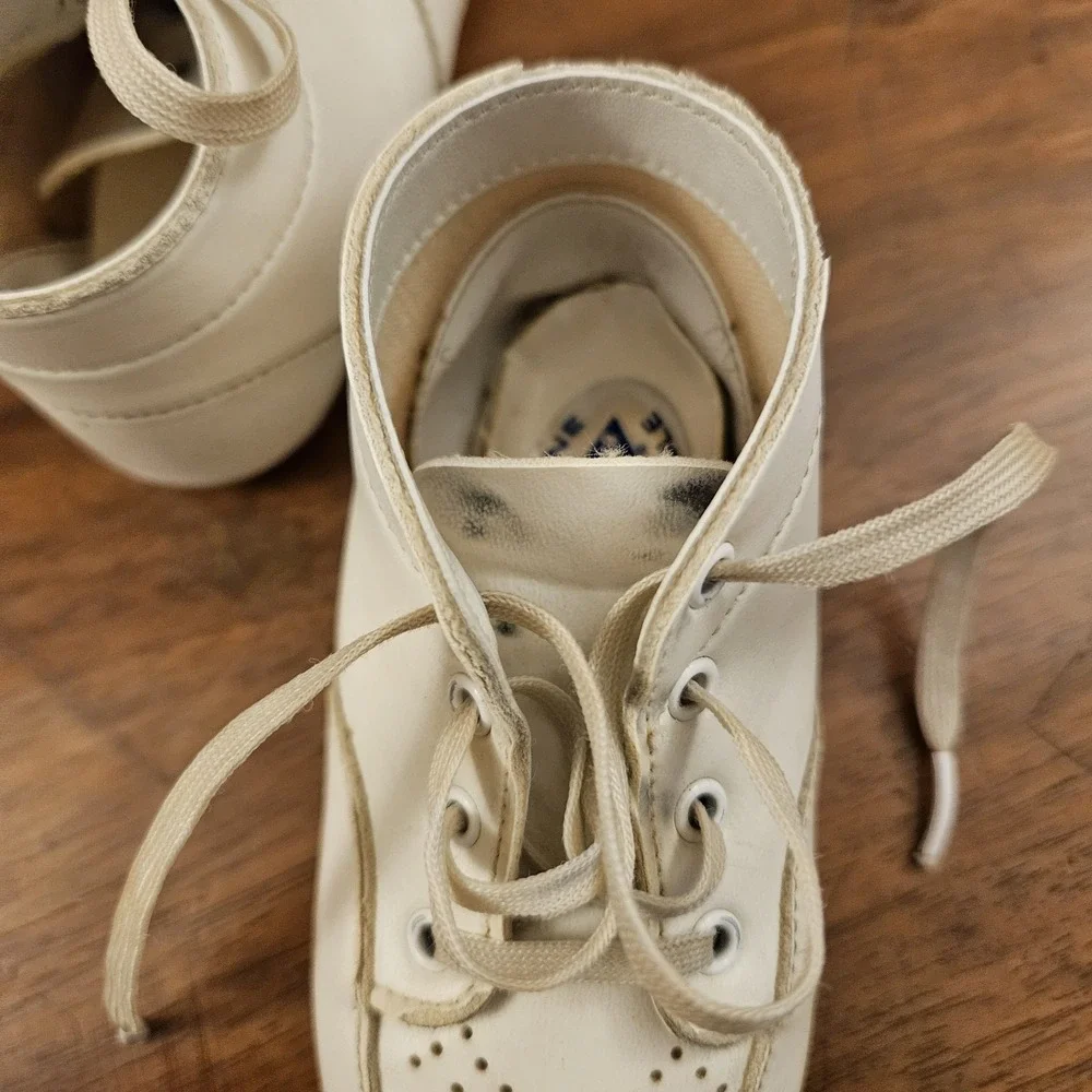 Vintage Wee Walker Baby Shoes With Original Box And Insert‎ White Size 3?